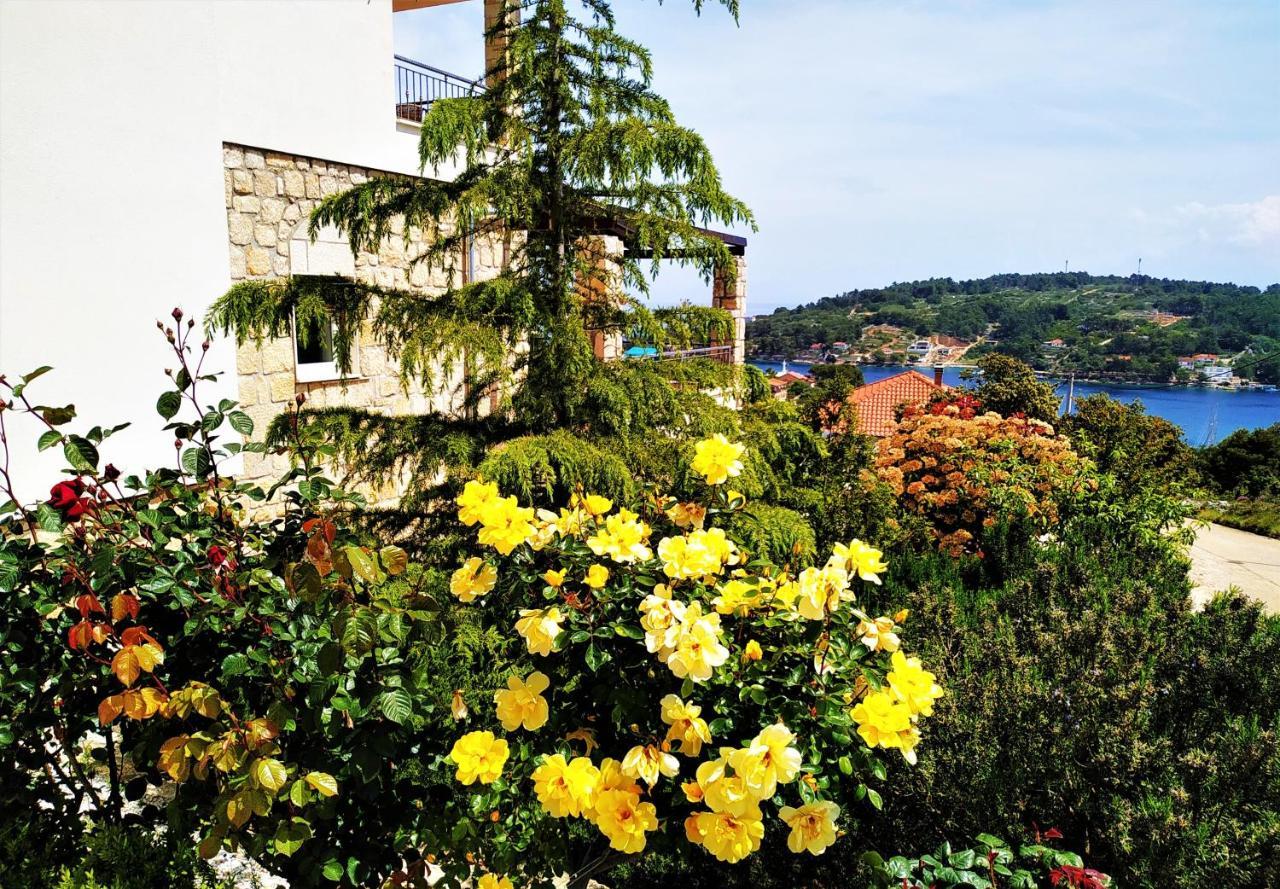 Apartments Kaic Rogač Exterior foto
