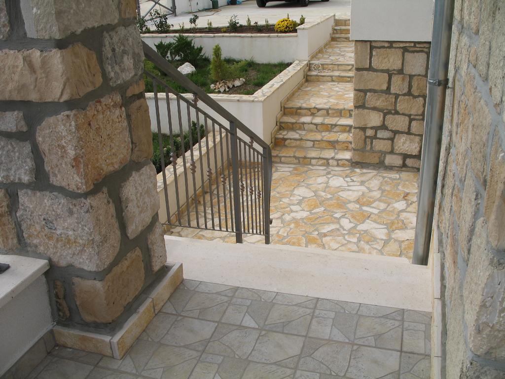 Apartments Kaic Rogač Exterior foto