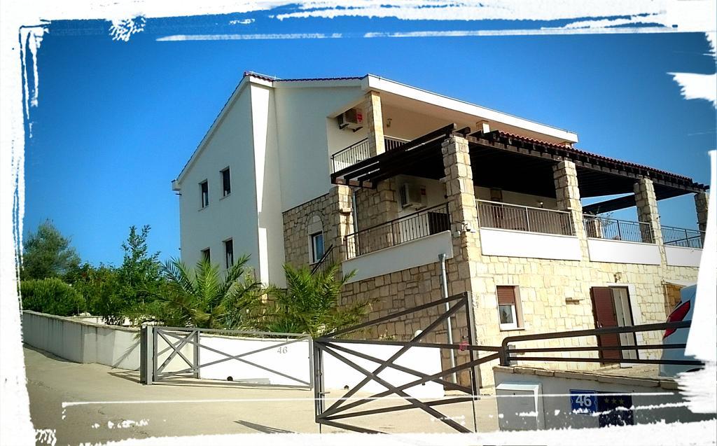 Apartments Kaic Rogač Exterior foto